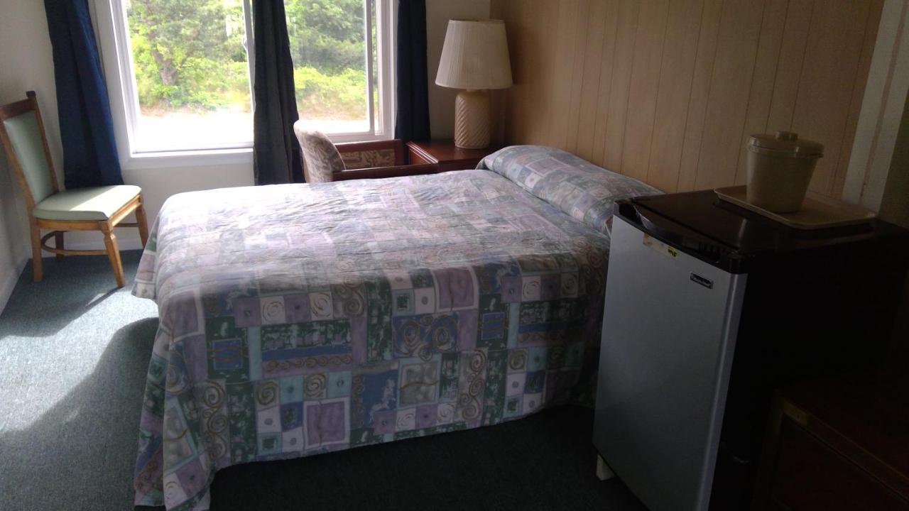 Village Green Motel ยาร์มัธ ภายนอก รูปภาพ